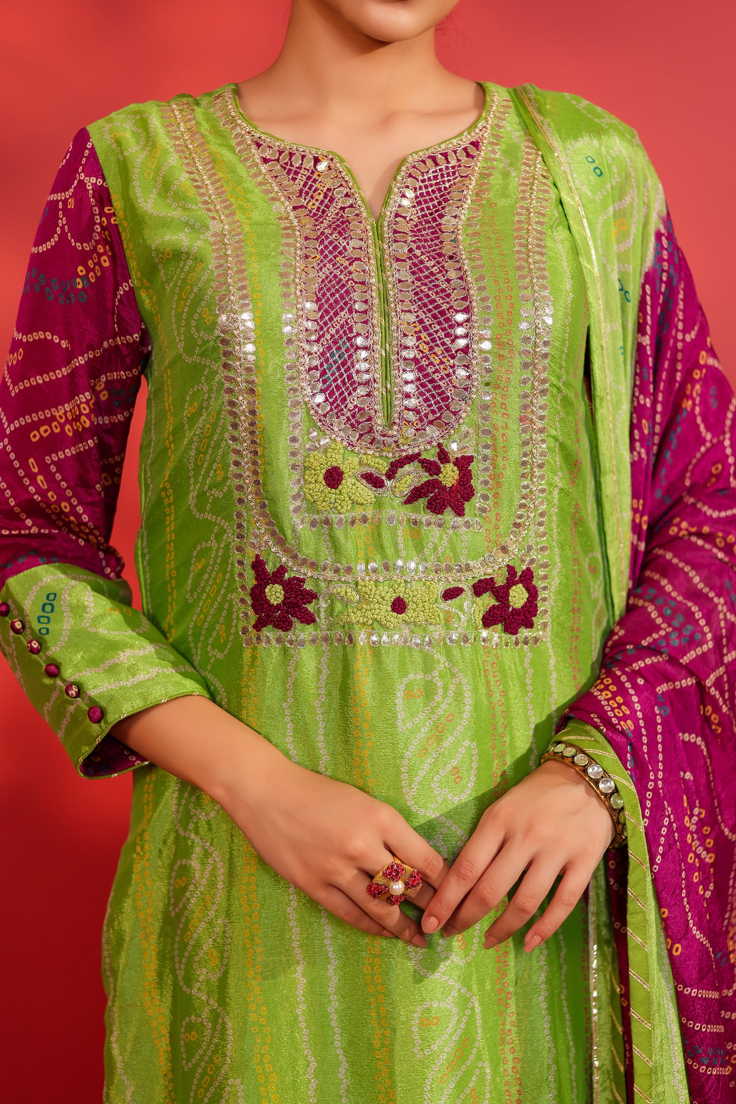 Paro Bandhani Suit Set