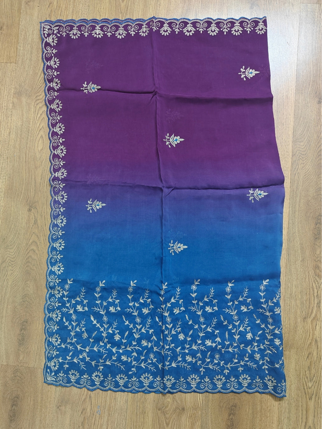 Aari Hand Embroidered Shaded Dupatta