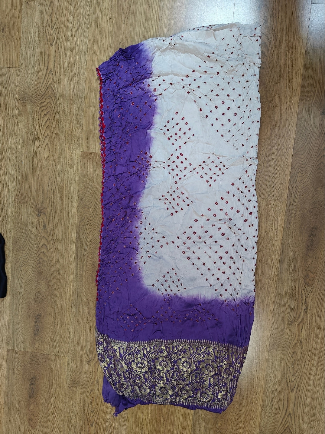 Handcrafted Shaded Bandhani Dupatta