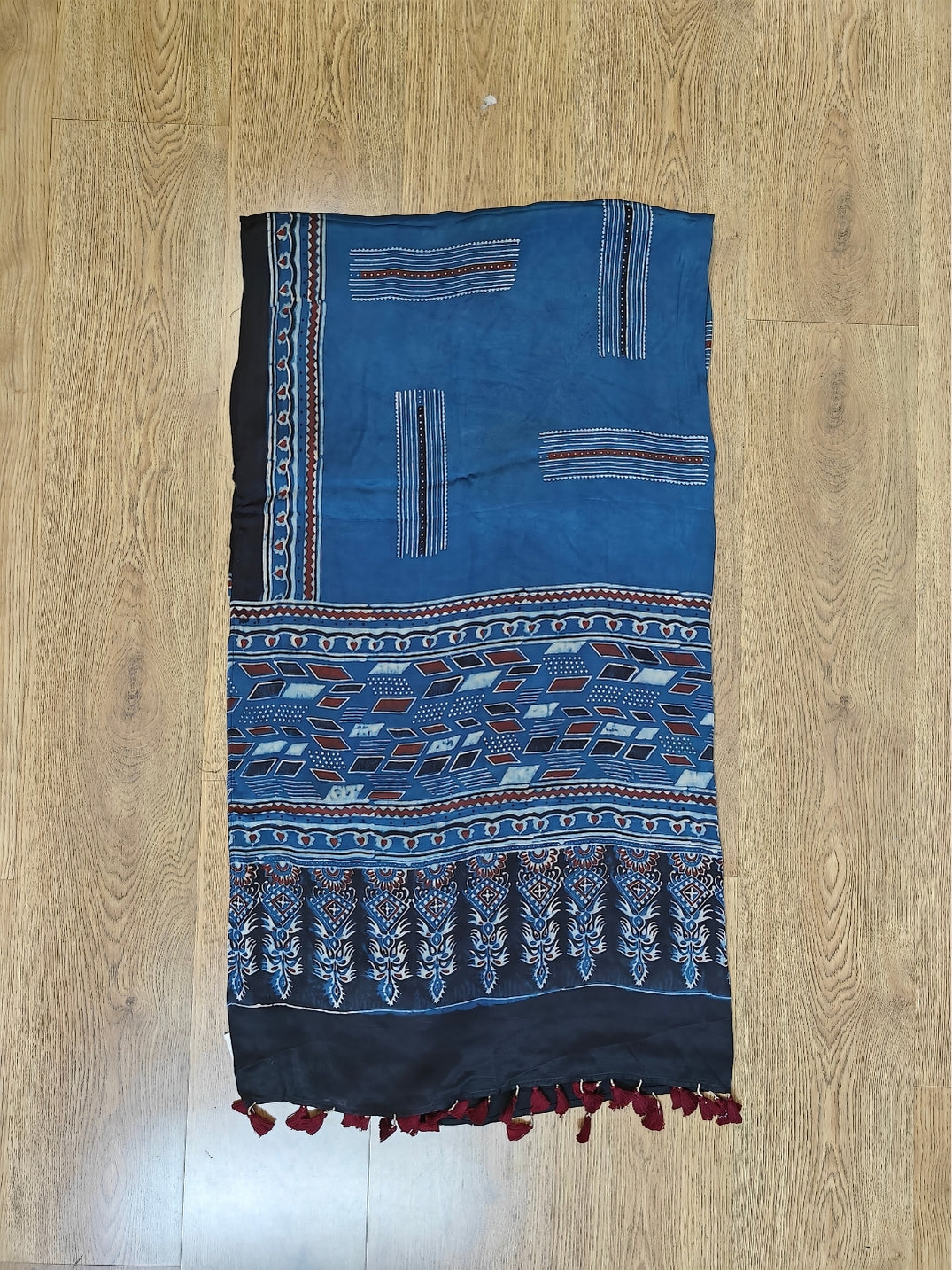 Handblock Ajrak Dupatta