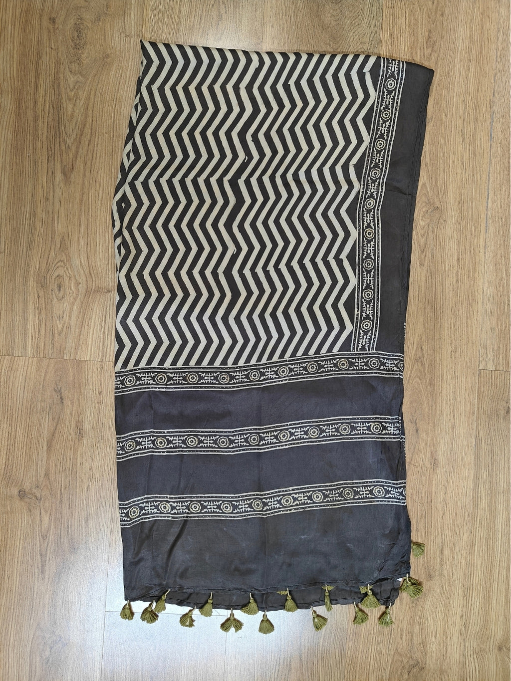 Handblock Ajrak Dupatta