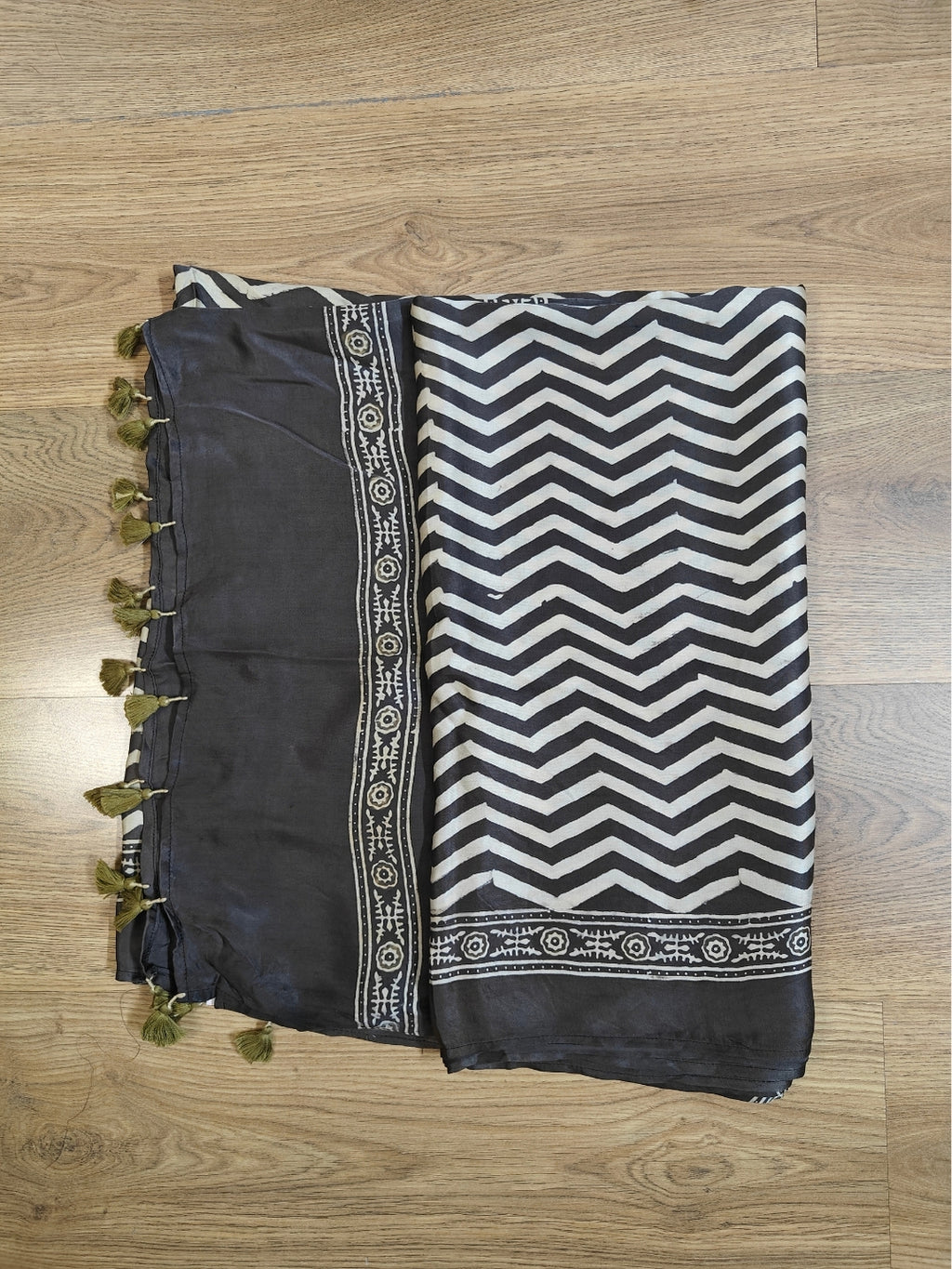 Handblock Ajrak Dupatta