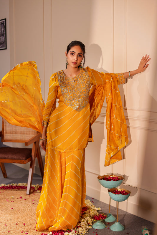 RAHA LEHARIYA SHARARA SET