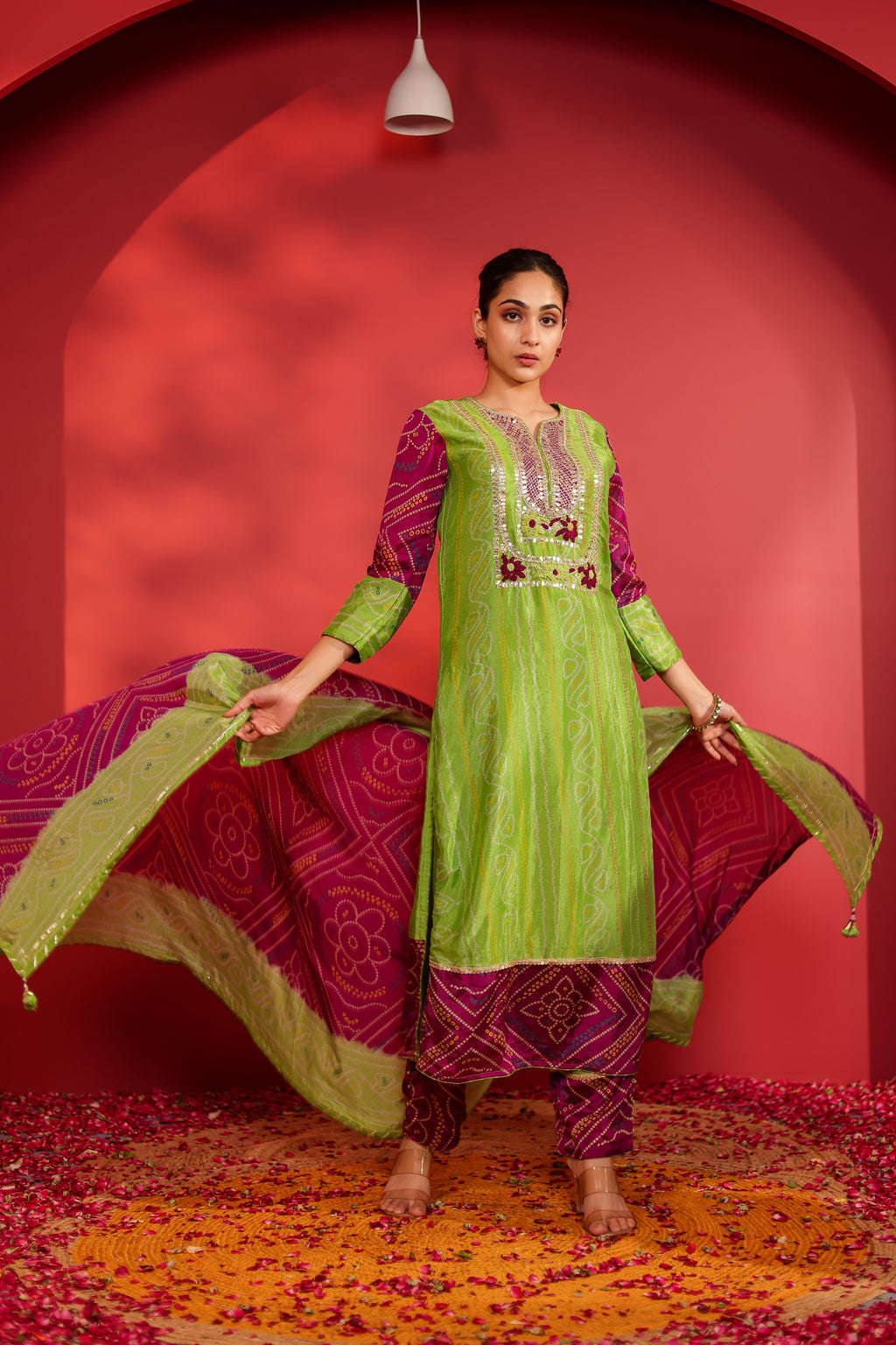 Paro Bandhani Suit Set