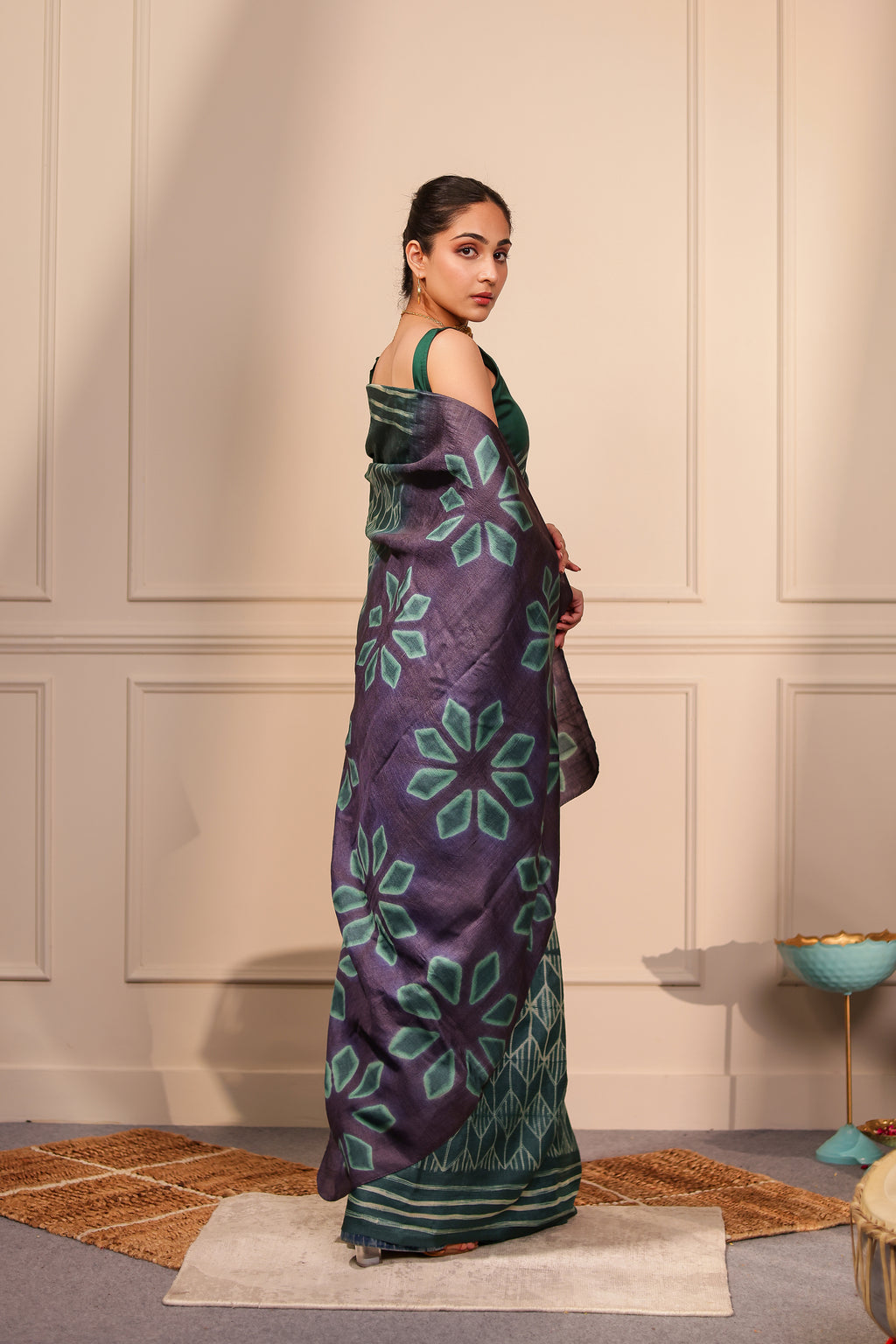 Maahira Grey Tussar Shibori Handcrafted Saree